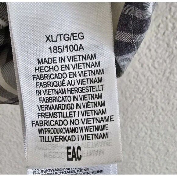 Marmot Short Sleeve Button Up Shirt Size XL Front Pockets - Picture 10 of 12